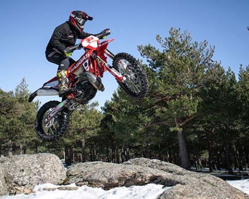 ¿Qué diferencia a los discos de freno para motos off-road?